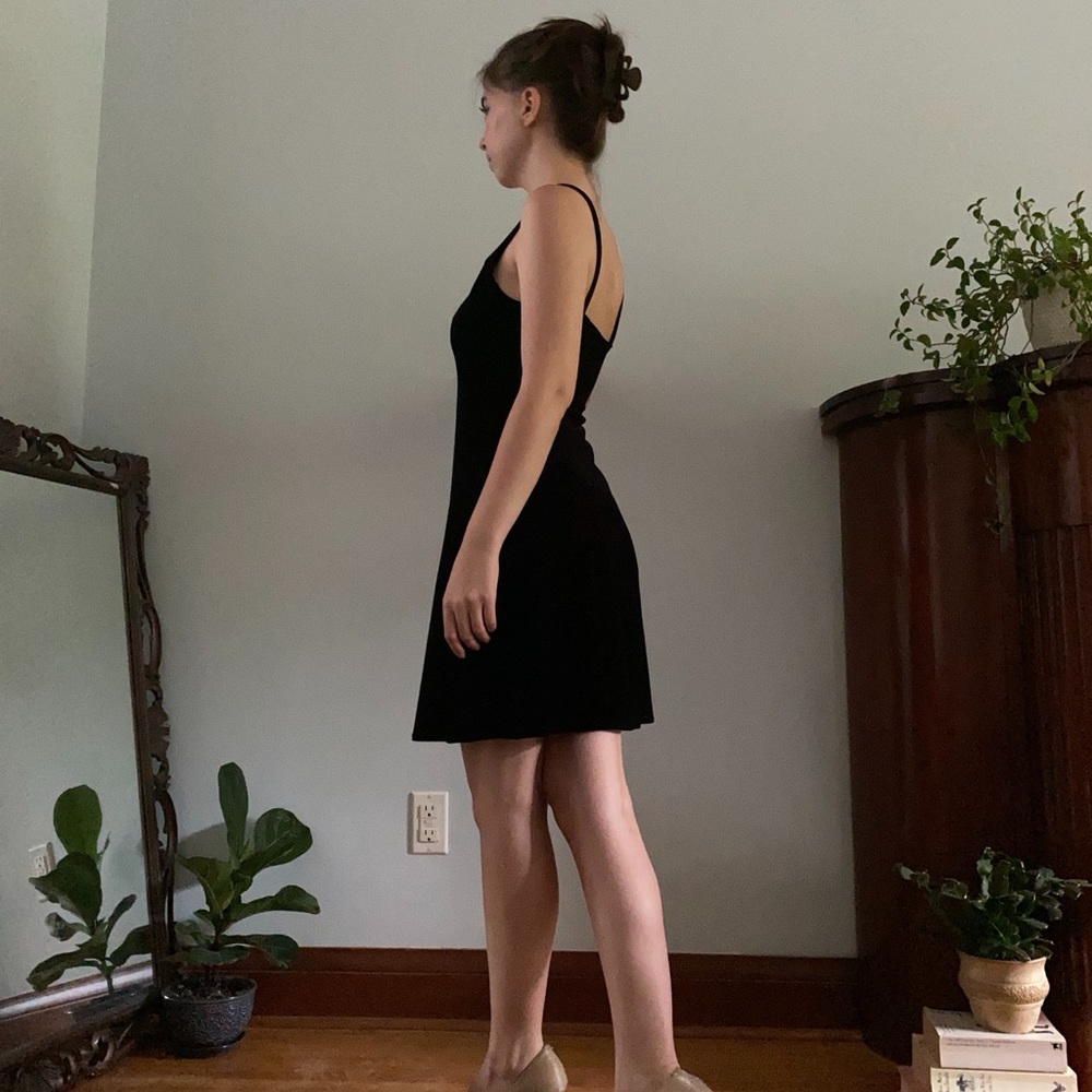 BLACK VELVET DRESS - Picture 2 of 8